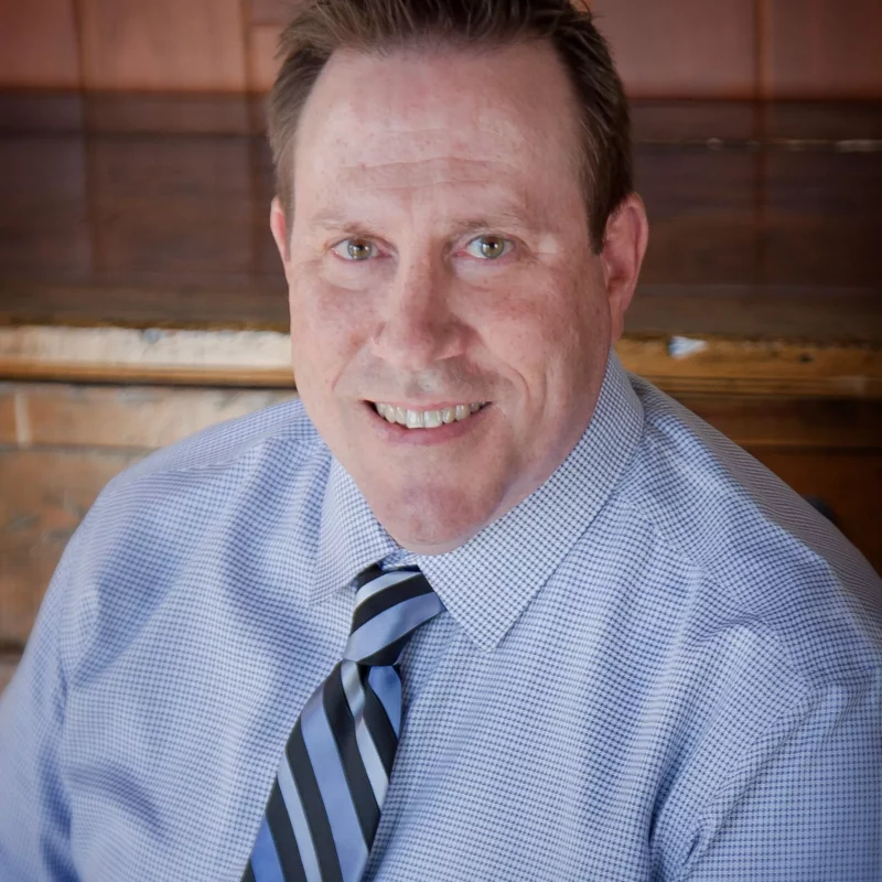 Jason-Saari-scaled-800x800